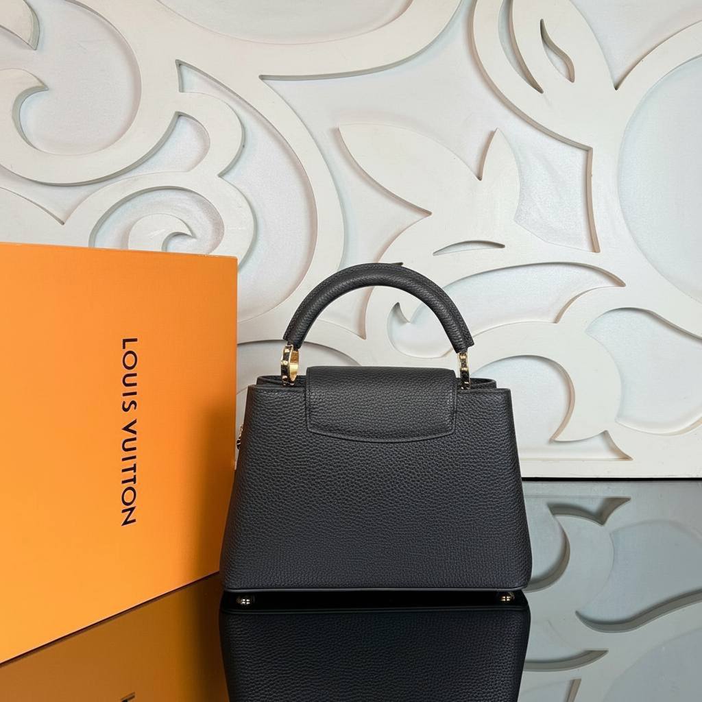 Louis Vuitton Capucines BB