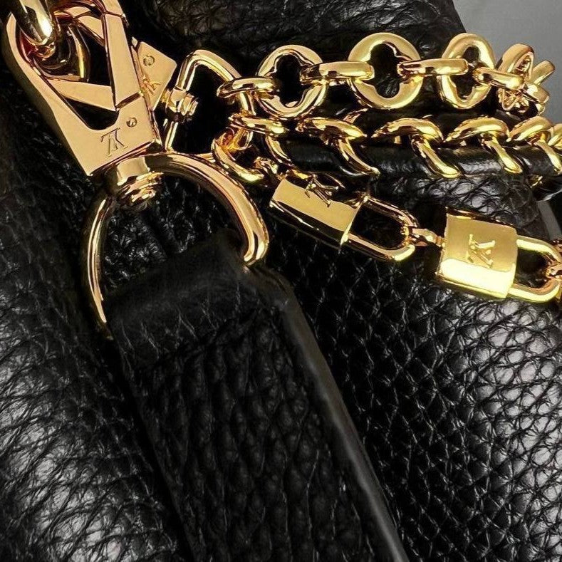 Louis Vuitton Capucines BB