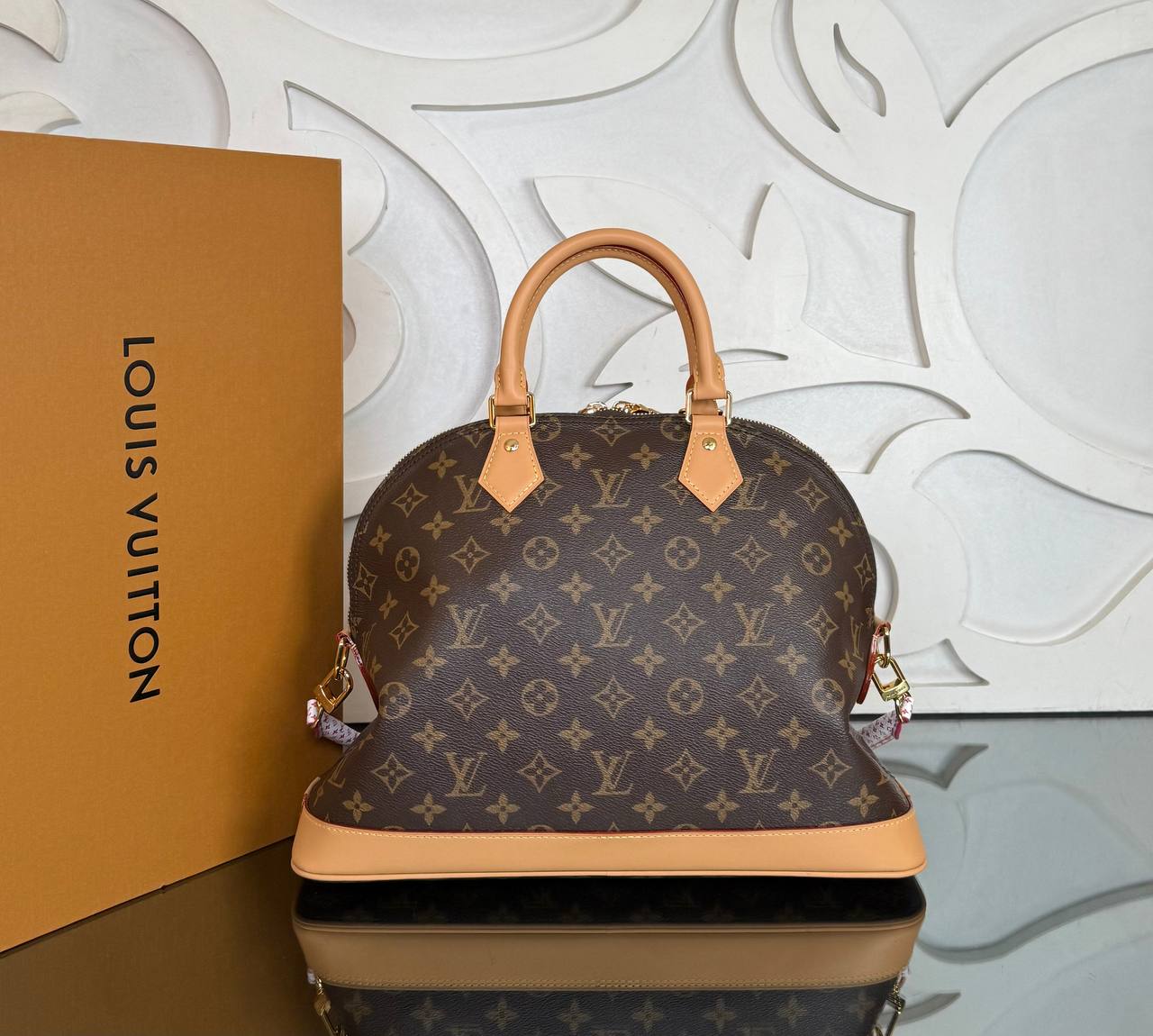 Louis Vuitton Alma MM