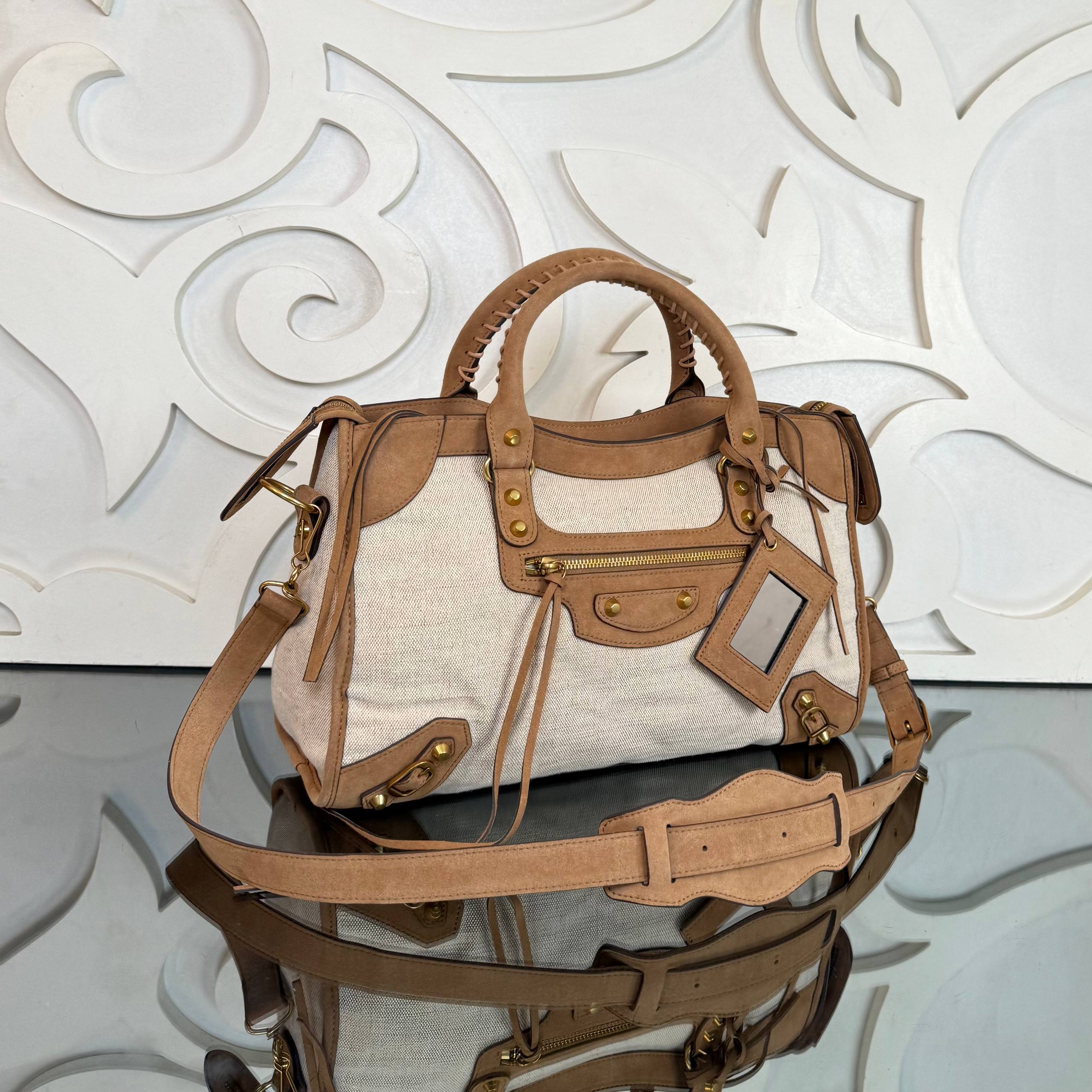 Balenciaga Le City Bag Medium