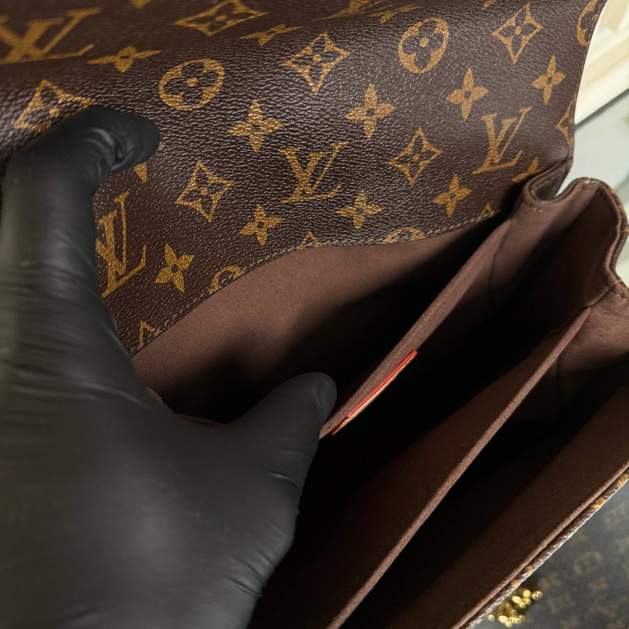 Louis Vuitton Pochette Metis Bag