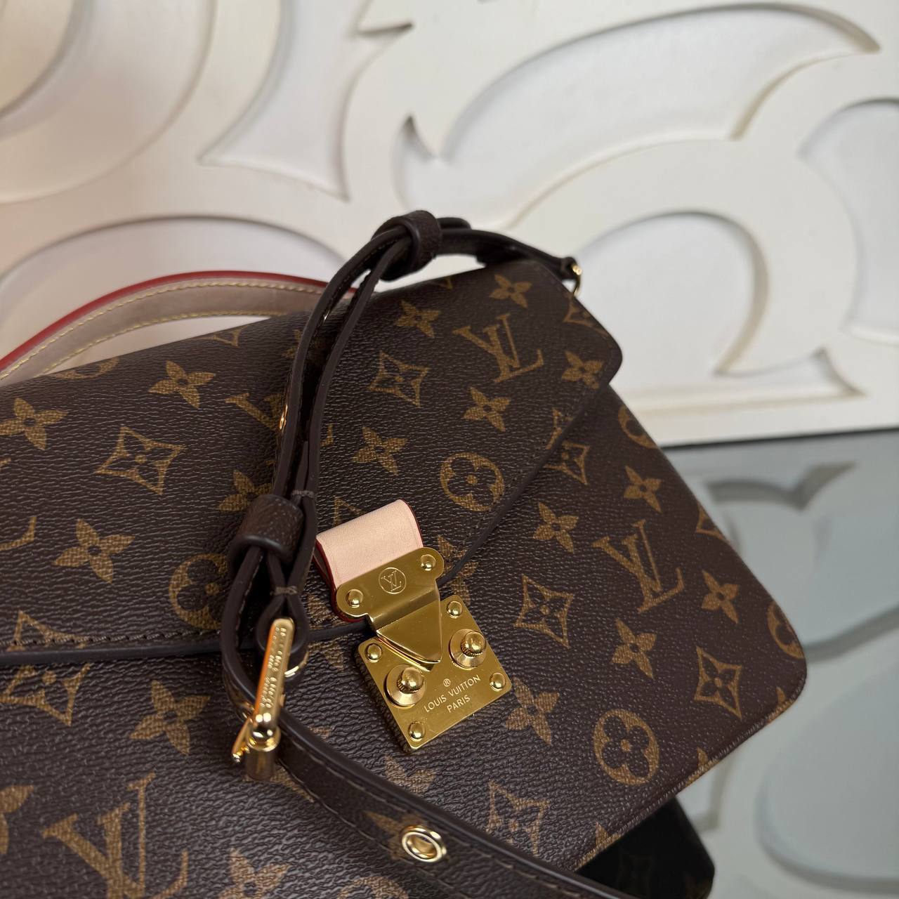 Louis Vuitton Pochette Metis Bag