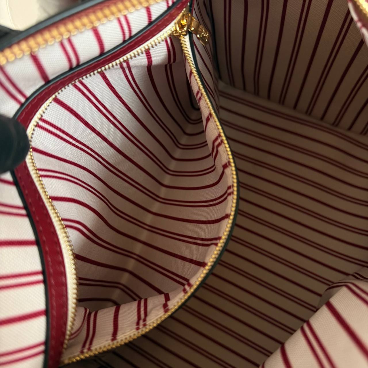 Louis Vuitton Travels With Grace Coddington Speedy Soft 30