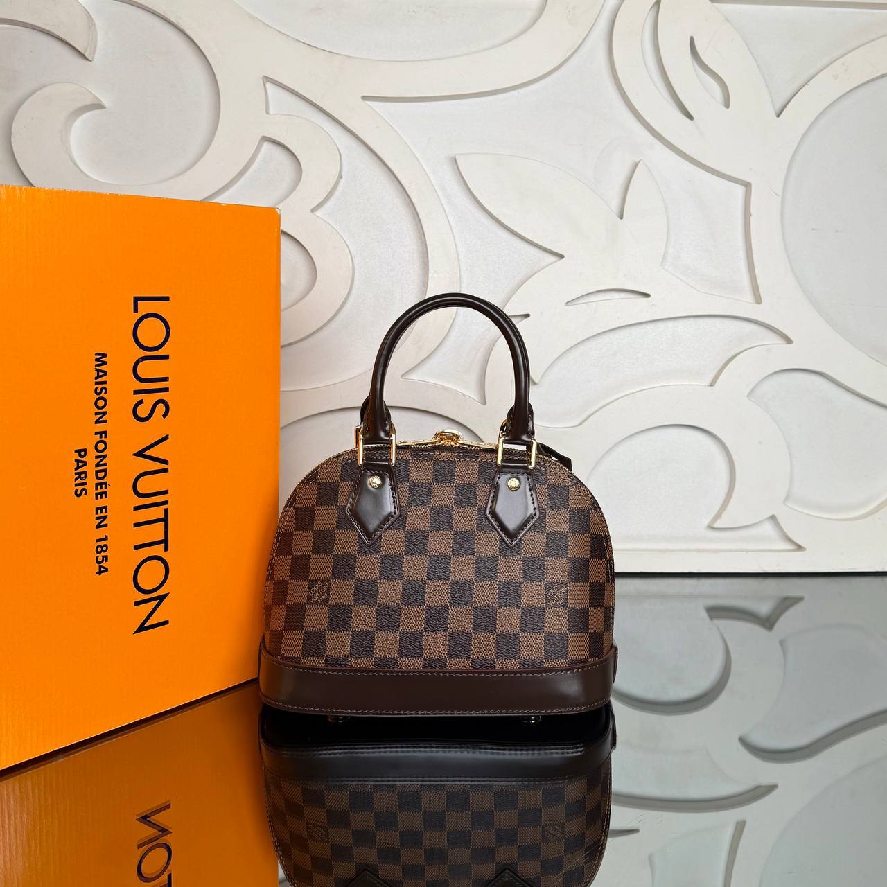 Louis Vuitton Alma BB