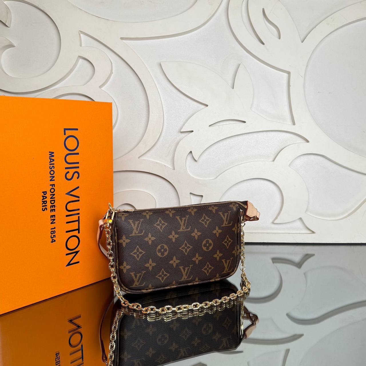 Louis Vuitton Pochette Accessories