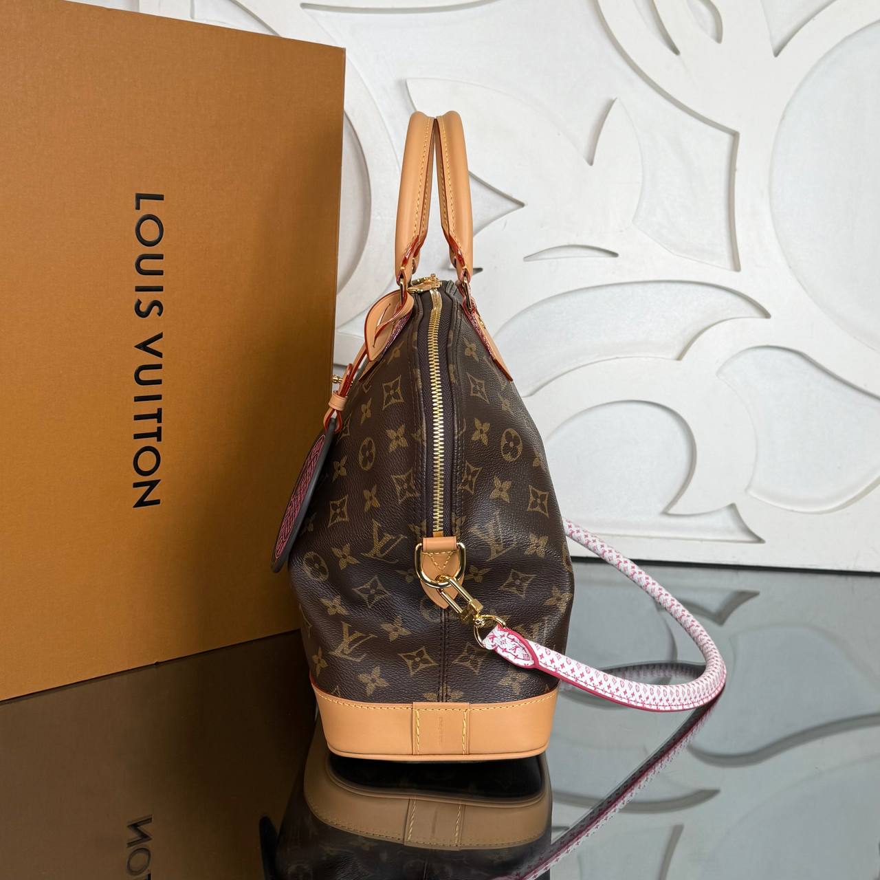 Louis Vuitton Alma MM