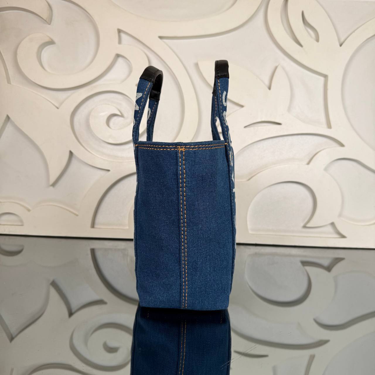 Marc Jacobs Marc-ET Tote Bag